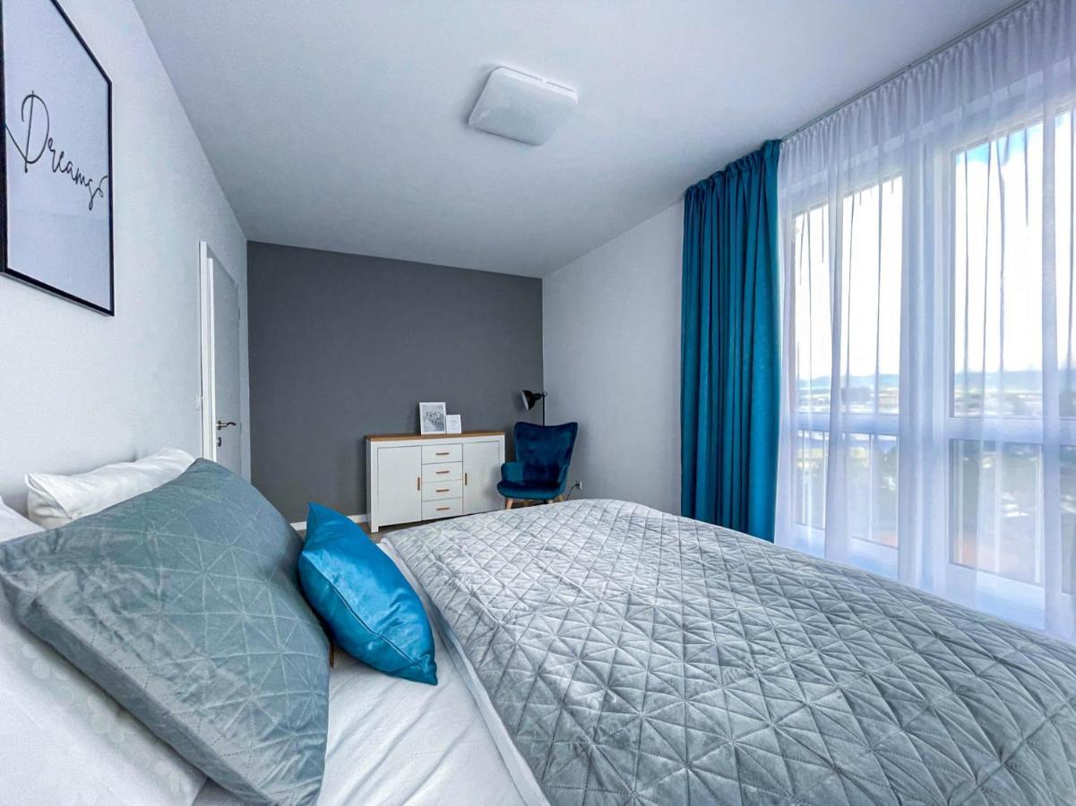 Lawis Apartments Poprad Exterior photo